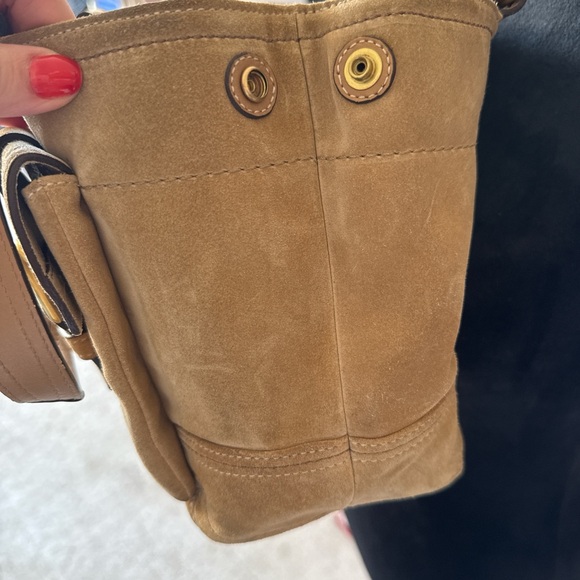 Coach Tan Suede Handbag + Coach leather wallet - Picture 6 of 14